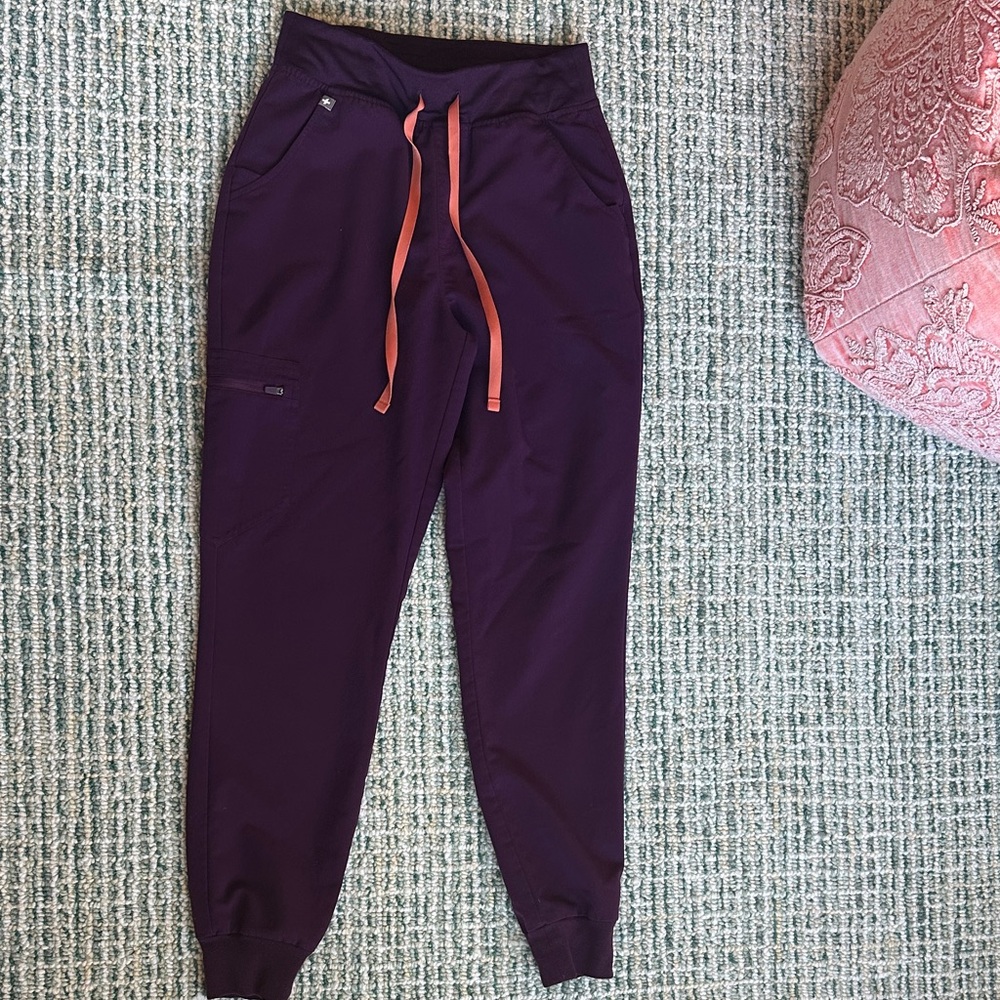 Figs High-Waisted Zamora Joggers in Deep Purple